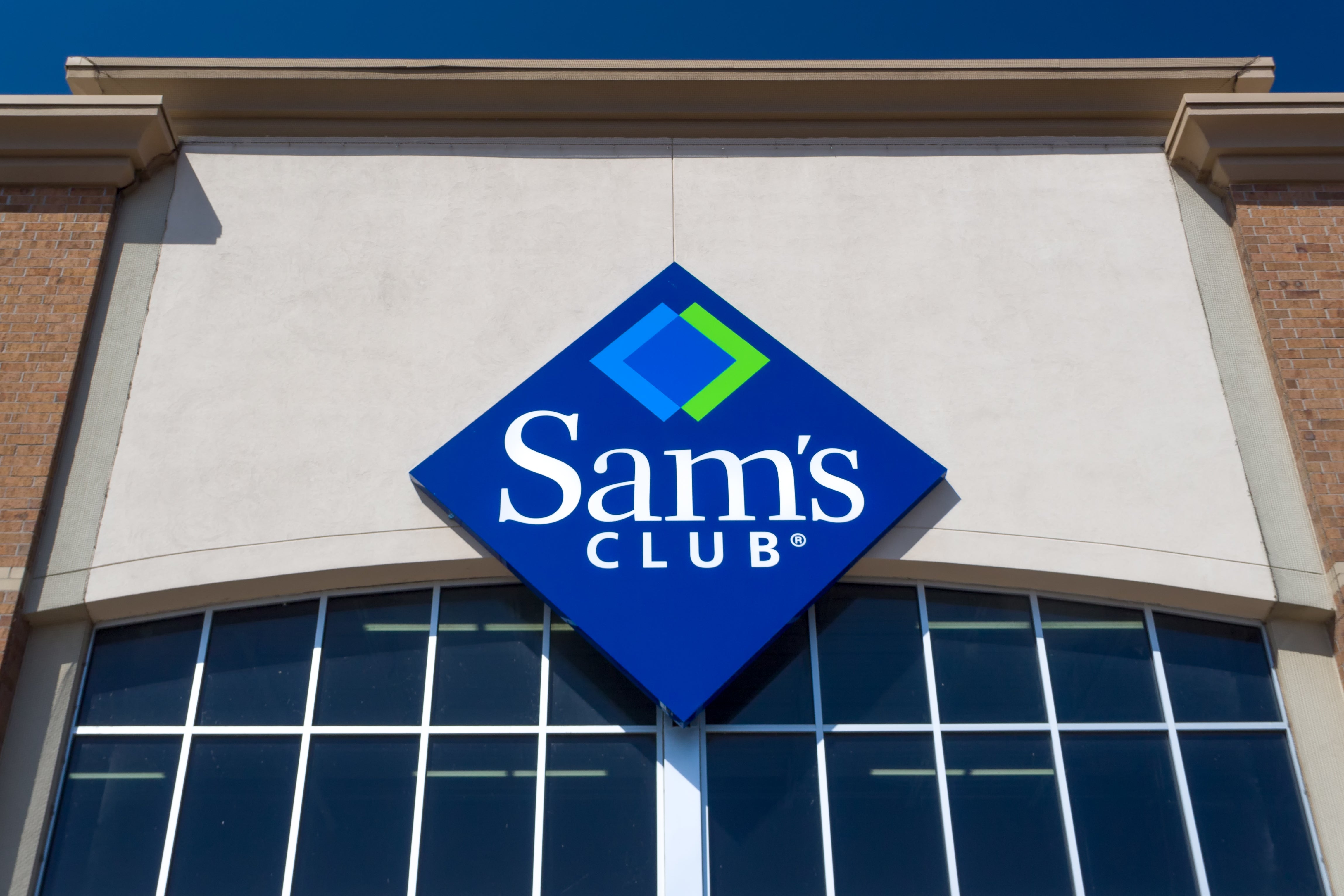 10 Keto Snacks to Put on Your Next Sam’s Club Shopping List