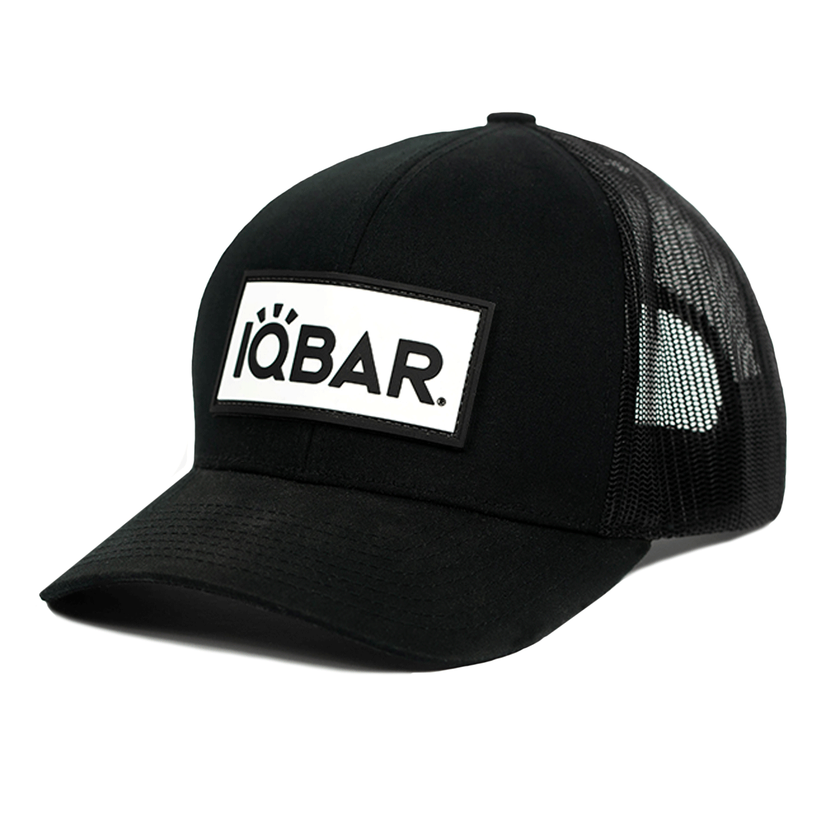 Gorra trucker con parche de goma